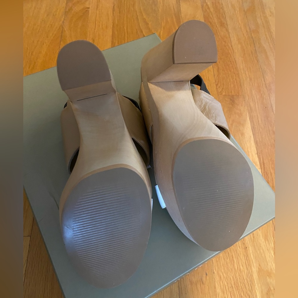 Levity heels - Picture 4 of 4